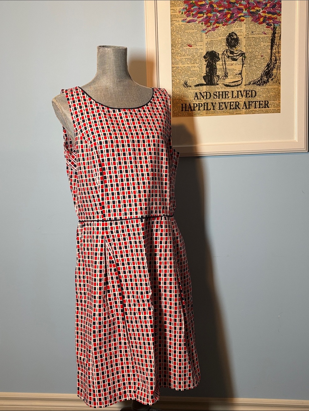 Sleeveless Red & White Geometric Tommy Hilfiger Dress, Size 16.